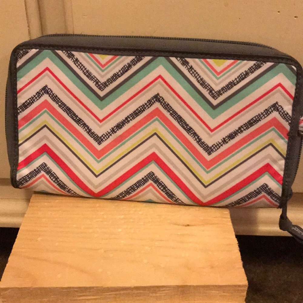 Thirty-One Accordion Coupon Or Cash Organizer